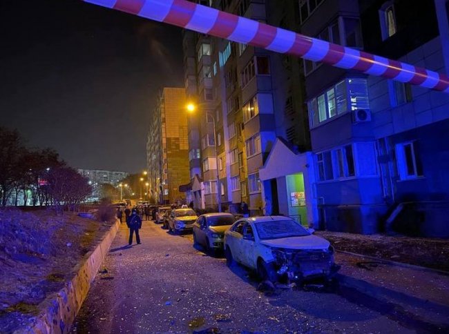 Демидов показал фото последствий вечерней атаки ВСУ на Белгород