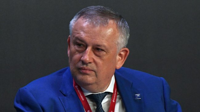 Губернатор Ленобласти передал гуманитарный груз воинской части в ДНР - «Новости - строительства»