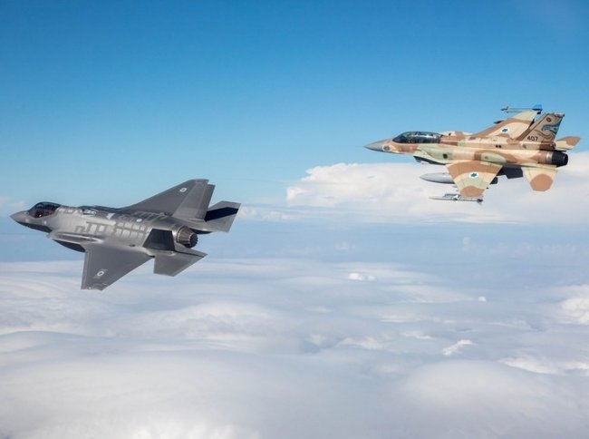 ЦАХАЛ: ВВС Израиля ударили по элитному подразделению ХАМАС в Газе