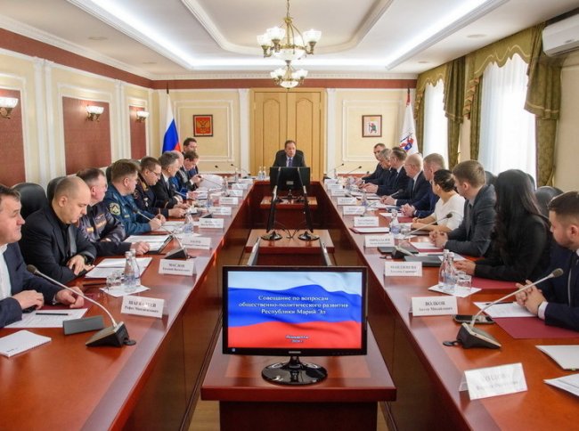Полпред Президента РФ в ПФО провел совещание в Марий Эл