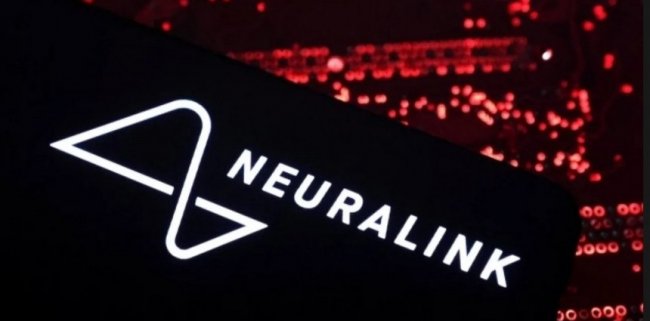 Человек с чипом Neuralink дал комментарий - «Компьютеры и интернет»