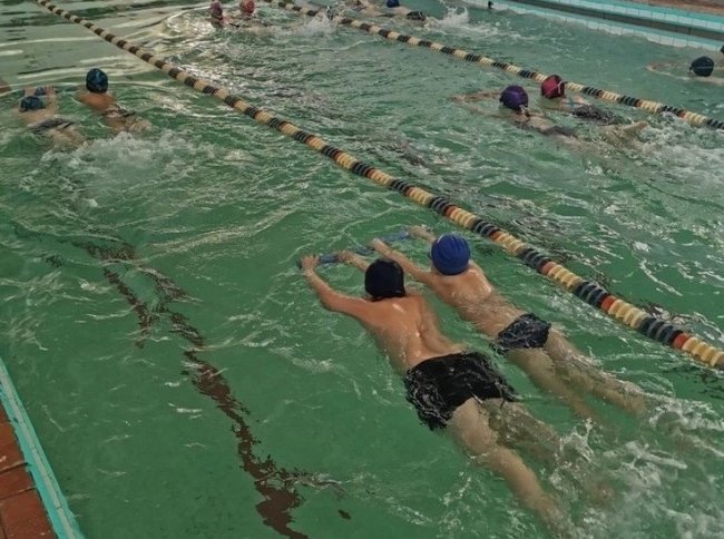 За год 90 младшеклассников Северодвинска прошли обучение в рамках проекта «Умею плавать»
