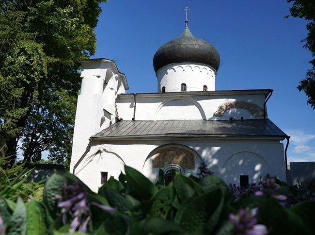 Экскурсия по Спасо-Преображенскому собору Мирожского монастыря состоится сегодня