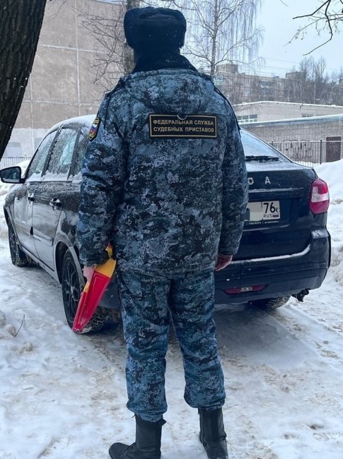 В Ярославле очередной должник стал пешеходом из-за неуплаты налогов