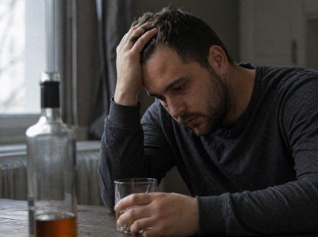 Миф развенчан — ученый заявил, что алкоголь не выводит радиацию