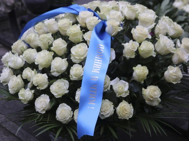 Украина нанесла удар по кладбищу в Днепрорудном накануне Радоницы